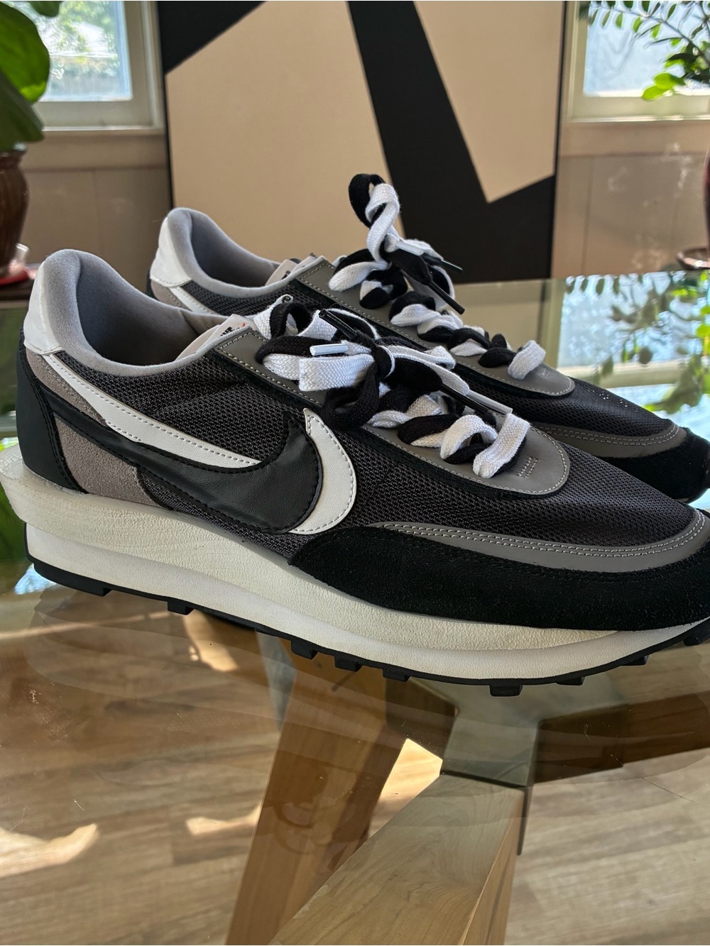 Nike Black and Gray Low-Top Sneakers Men’s Sz 10.5